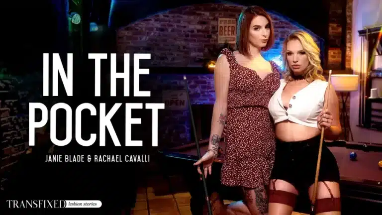 No bolso – Rachael Cavalli, Janie Blade