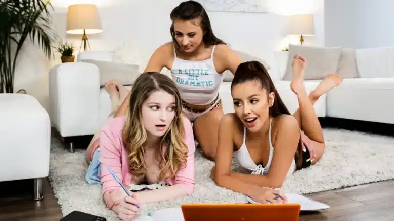 Sessão de estudo sacana – Gia Derza, Vanna Bardot, Bunny Colby