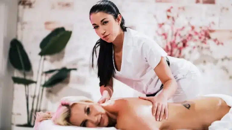 O despertar da dona de casa – Alex Coal, Sophia West