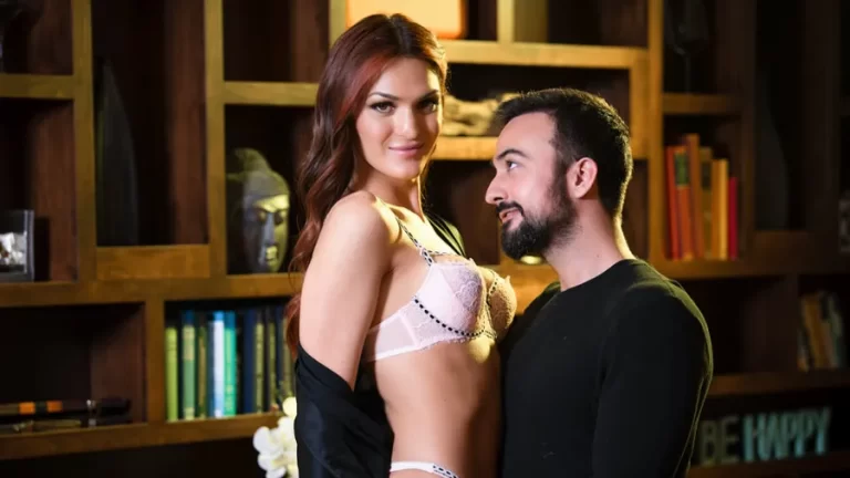 Mais alguma coisa que eu possa fazer – Tori Easton, Mason Lear